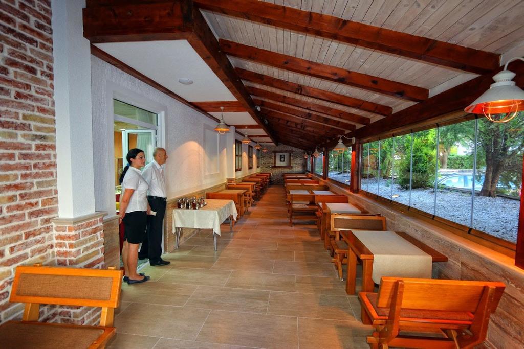 Hotel Podostrog บุดวา ภายนอก รูปภาพ